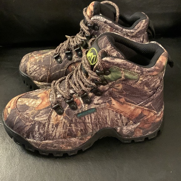 Tamarack hunting boots - Picture 2 of 12